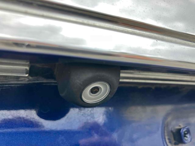 ステップワゴンスパーダ Ｚ　ＥＴＣ　バックカメラ　ナビ　ＴＶ　両側電動スライドドア　ＨＩＤ　スマートキー　電動格納ミラー　後席モニター　３列シート　ＣＶＴ　アルミホイール　ＣＤ　ＤＶＤ再生　盗難防止システム　衝突安全ボディ（25枚目）