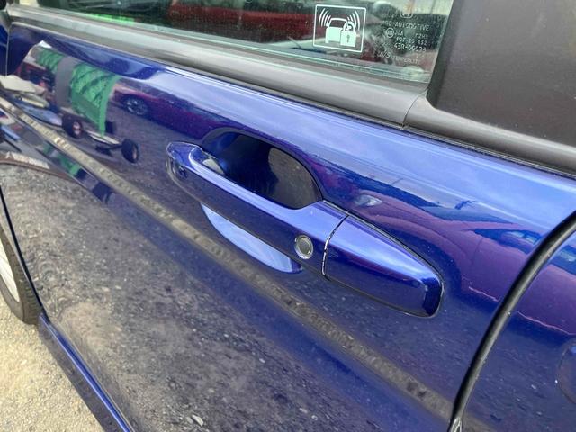 ステップワゴンスパーダ Ｚ　ＥＴＣ　バックカメラ　ナビ　ＴＶ　両側電動スライドドア　ＨＩＤ　スマートキー　電動格納ミラー　後席モニター　３列シート　ＣＶＴ　アルミホイール　ＣＤ　ＤＶＤ再生　盗難防止システム　衝突安全ボディ（27枚目）