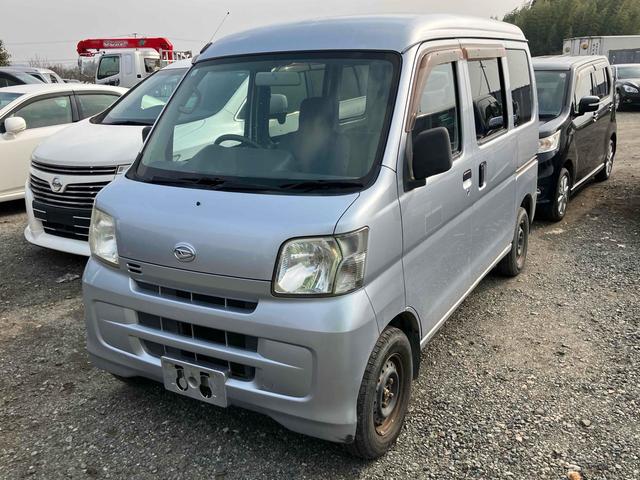 ハイゼットカーゴ 　４ＷＤ　ＭＴ　両側スライドドア　エアコン　パワーウィンドウ　運転席エアバッグ　助手席エアバッグ（2枚目）