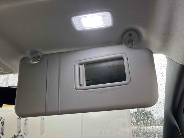 ヴォクシー ＺＳ　煌　ドライブレコーダー　ＥＴＣ　バックカメラ　ナビ　ＴＶ　両側電動スライドドア　オートライト　ＬＥＤヘッドランプ　スマートキー　アイドリングストップ　電動格納ミラー　後席モニター　３列シート　ＣＶＴ（39枚目）