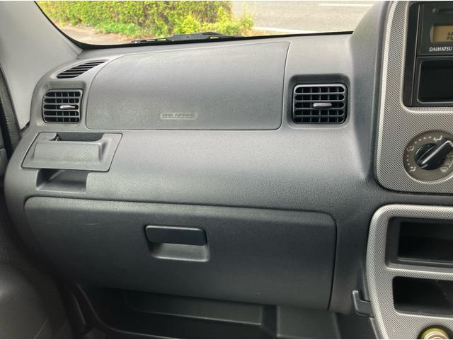 アトレーワゴン カスタムターボＲＳ　インパネオートマ　エアコン　パワステ　パワーウインド　両側スライドドア　ＡＢＳ　運転席助手席エアバック　ベンチシート（18枚目）