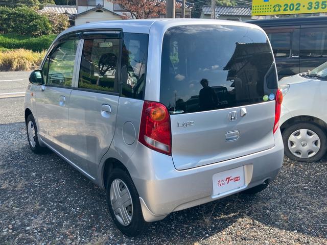 バックカメラ　キーレス　ベンチシート　エアコン　パワステ　パワーウインド　ＡＢＳ　運転席助手席エアバック