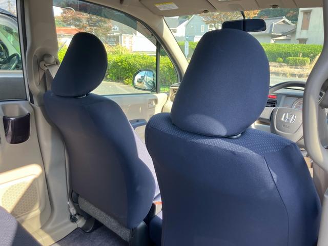 バックカメラ　キーレス　ベンチシート　エアコン　パワステ　パワーウインド　ＡＢＳ　運転席助手席エアバック
