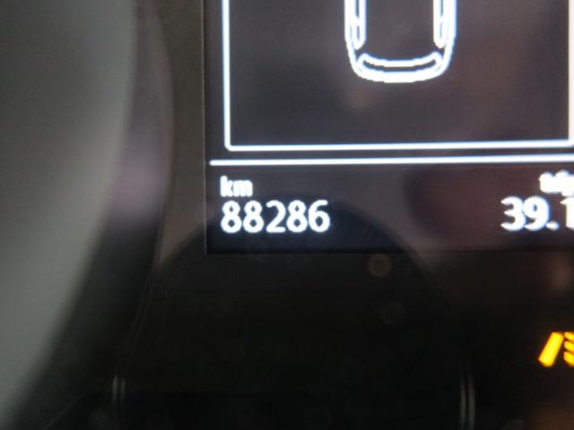 ゴルフヴァリアント Ｒラインブルーモーションテクノロジー　ローダウン　社外１９インチアルミホイール　車検令和９年７月　ナビ　バックモニター　フルセグＴＶ　ＥＴＣ　スマートキー　ローダウン（29枚目）