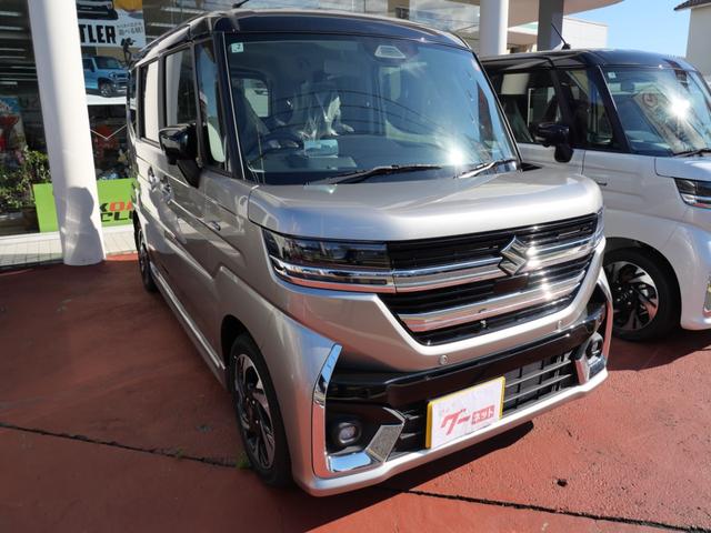 スペーシアカスタム ハイブリッドＸＳターボ　届け出済み未使用車　スマートキー　プッシュスタート　ナビ　全方位モニター　両側電動スライドドア　フルセグ　ブレーキサポート　シートヒーター　ステアリングヒーター　ヘッドアップディスプレイ（4枚目）