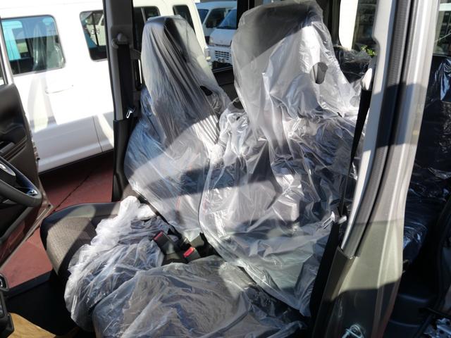 スペーシアカスタム ハイブリッドＸＳターボ　届け出済み未使用車　スマートキー　プッシュスタート　ナビ　全方位モニター　両側電動スライドドア　フルセグ　ブレーキサポート　シートヒーター　ステアリングヒーター　ヘッドアップディスプレイ（16枚目）