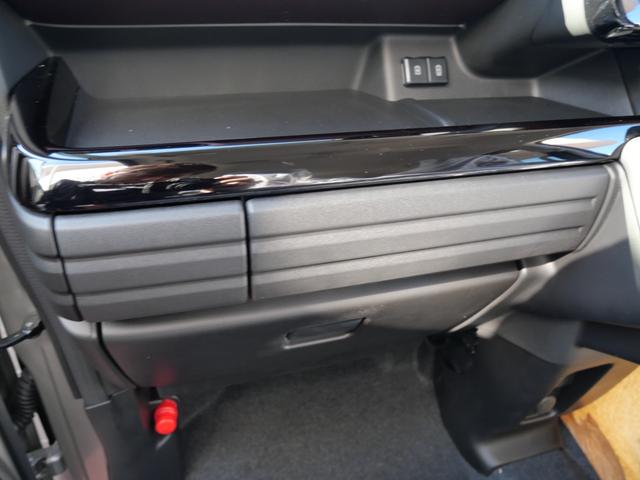スペーシアカスタム ハイブリッドＸＳターボ　届け出済み未使用車　スマートキー　プッシュスタート　ナビ　全方位モニター　両側電動スライドドア　フルセグ　ブレーキサポート　シートヒーター　ステアリングヒーター　ヘッドアップディスプレイ（18枚目）