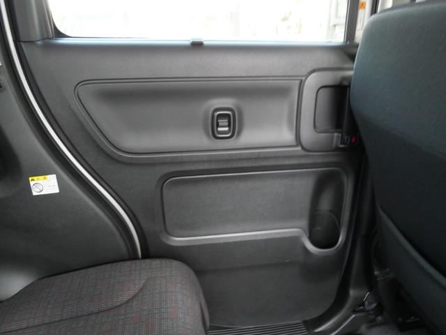 スペーシア ハイブリッドＸ　両側電動スライドドア　スマートキー　プッシュスタート　ＥＴＣ　ナビ　フルセグ　バックモニター　シートヒーター　パワーウィンドウ（13枚目）