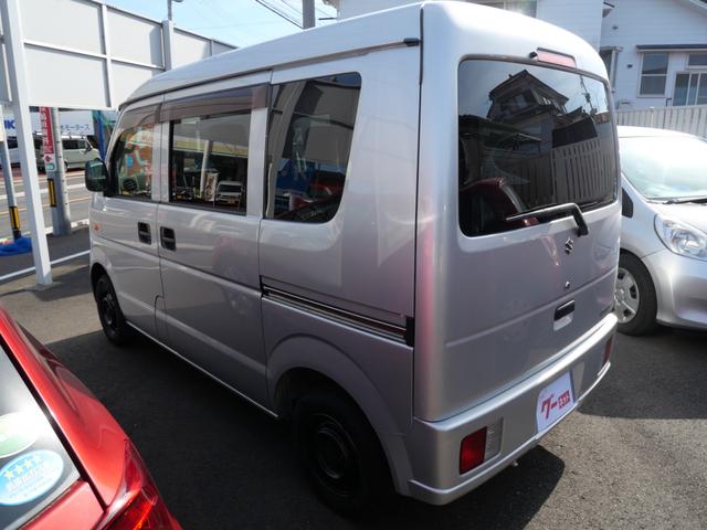 エブリイ ＰＣ　キーレスエントリー　エアコン　パワーステアリング　パワーウィンドウ　Ｗエアバッグ　ラジオ　ライトレベル調節　プライバシーガラス　セキュリティ（5枚目）