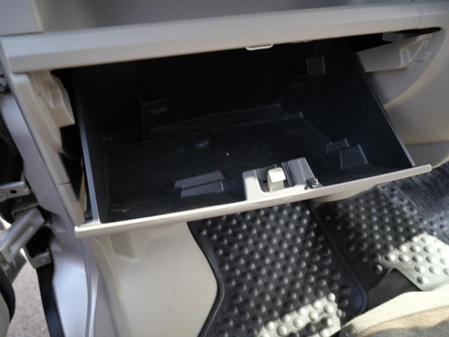 エブリイ ＰＣ　キーレスエントリー　エアコン　パワーステアリング　パワーウィンドウ　Ｗエアバッグ　ラジオ　ライトレベル調節　プライバシーガラス　セキュリティ（19枚目）