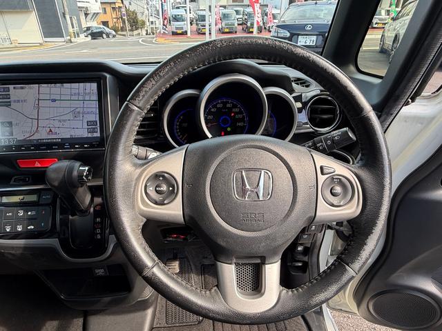 Ｎ－ＢＯＸカスタム Ｇ　ターボＳＳパッケージ　純正ナビ　フルセグ　バックモニター　両側電動スライドドア　ＥＴＣ　スマートキー　プッシュスタート　オートエアコン　トラクションコントロール（27枚目）