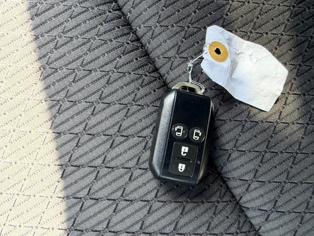 スペーシアカスタム ハイブリッドＸＳターボ　ナビ　フルセグ　全方位モニター　両側電動スライドドア　スマートキー　プッシュスタート　ドライブレコーダー　電動格納ミラー　シートヒーター（40枚目）