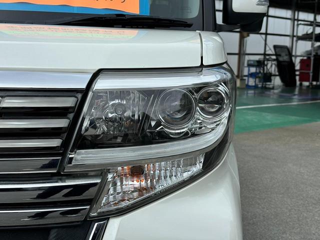 タント カスタムＲＳ　トップエディションＳＡＩＩＩ／衝突軽減ブレーキ　メモリーナビ　両側電動スライドドア　シートヒーター　ＬＥＤヘッドライト　ＬＥＤフォグ　デイライト　ハーフレザーシート　オートハイビーム　ＴＶ　ターボ　シートヒーター　記録簿　コーナーセンサー　ＣＤ（25枚目）