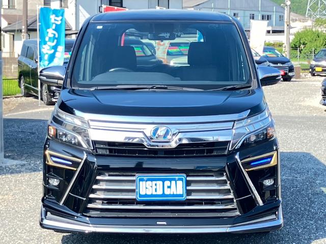 ヴォクシー ハイブリッドＺＳ　煌　トヨタセーフティセンス　モデリスタエアロ　純正１０インチＳＤナビ　フルセグ　ブルートゥース　バックカメラ　ＨＤＭＩ接続可能　純正１２インチ後席モニター　両側電動スライドドア　オートクルーズ　ＥＴＣ（2枚目）