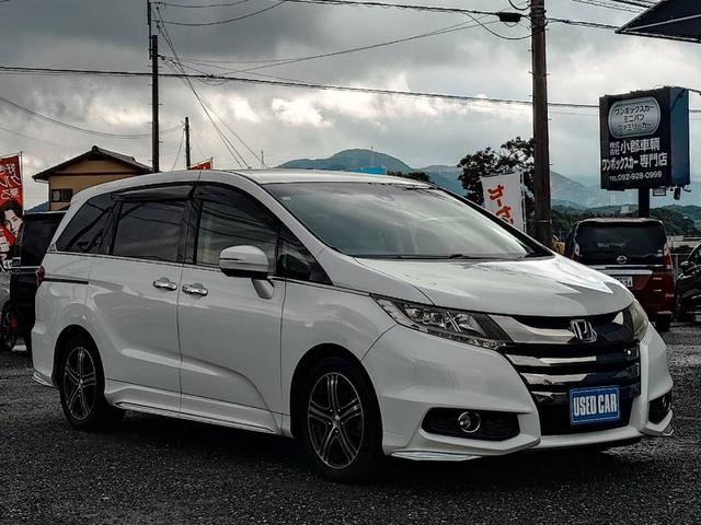 オデッセイ アブソルート・EXホンダセンシング 純正インターナビ フルセグ ブルートゥース 純正後席モニター バックカメラ 両側電動スライドドア レーダークルーズ レーンアラート レーンアシスト パドルシフト 運転席パワーシート 禁煙車 ETC(3枚目)