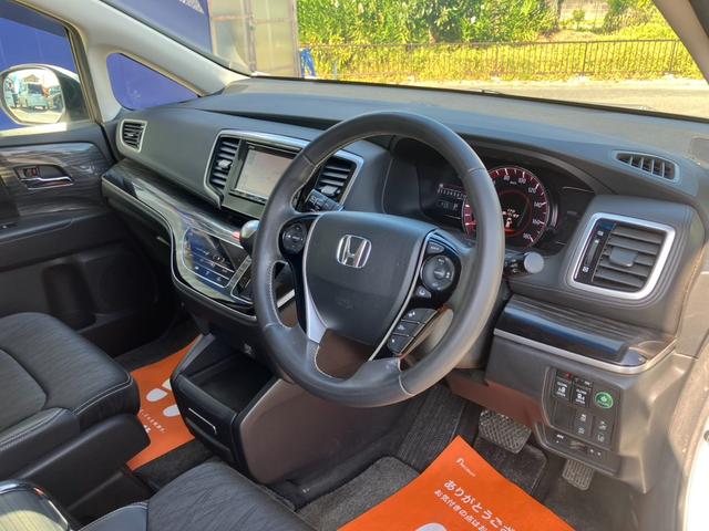 オデッセイ アブソルート・EXホンダセンシング 純正インターナビ フルセグ ブルートゥース 純正後席モニター バックカメラ 両側電動スライドドア レーダークルーズ レーンアラート レーンアシスト パドルシフト 運転席パワーシート 禁煙車 ETC(9枚目)