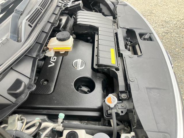 エルグランド ３５０ハイウェイスタープレミアム　純正メーカーナビ　フルセグ　ブルートゥース　ＤＶＤ再生　純正後席モニタ　全方位カメラ　両側電動スライドドア　電動リアゲート　黒本革電動シート　シートヒーター　レーダークルーズ　コーナーセンサー　ＥＴＣ（34枚目）