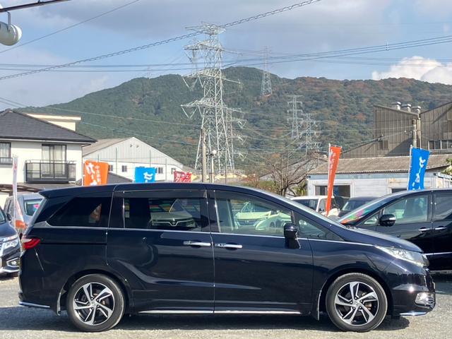 オデッセイ アブソルート 純正SDナビ フルセグ ブルートゥース DVD再生 純正後席モニタ バックカメラ 両側電動スライドドア レーダークルーズ レーンアラート レーンアシスト 禁煙車 衝突軽減 ハーフレザーシート ETC(4枚目)