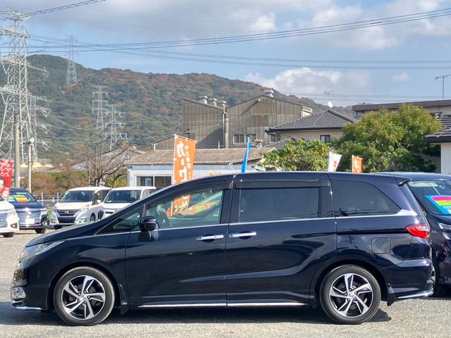 オデッセイ アブソルート 純正SDナビ フルセグ ブルートゥース DVD再生 純正後席モニタ バックカメラ 両側電動スライドドア レーダークルーズ レーンアラート レーンアシスト 禁煙車 衝突軽減 ハーフレザーシート ETC(8枚目)