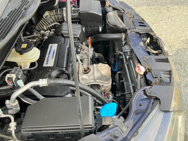 オデッセイ アブソルート 純正SDナビ フルセグ ブルートゥース DVD再生 純正後席モニタ バックカメラ 両側電動スライドドア レーダークルーズ レーンアラート レーンアシスト 禁煙車 衝突軽減 ハーフレザーシート ETC(32枚目)