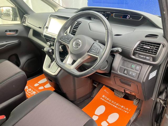 セレナ ハイウェイスター Vセレクション 純正9インチSDナビ フルセグ ブルートゥース HDMI ブルーレイ 純正11インチ後席モニター 全方位カメラ 両側電動スライドドア オートクルーズ レーンアラート 禁煙車 スペアキー有 純正ドラレコ(12枚目)