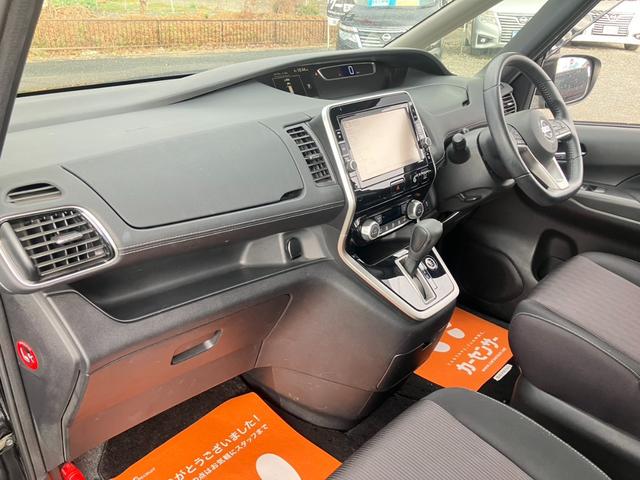 セレナ ハイウェイスター Vセレクション 純正9インチSDナビ フルセグ ブルートゥース HDMI ブルーレイ 純正11インチ後席モニター 全方位カメラ 両側電動スライドドア オートクルーズ レーンアラート 禁煙車 スペアキー有 純正ドラレコ(15枚目)