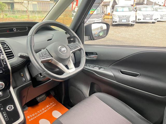 セレナ ハイウェイスター Vセレクション 純正9インチSDナビ フルセグ ブルートゥース HDMI ブルーレイ 純正11インチ後席モニター 全方位カメラ 両側電動スライドドア オートクルーズ レーンアラート 禁煙車 スペアキー有 純正ドラレコ(22枚目)