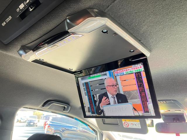 ノア ハイブリッドSi/ トヨタセーフティセンス 純正9型SDナビ フルセグ ブルートゥース HDMI バックカメラ 両側電動スライドドア オートクルーズ レーンアラート オートハイビーム 前後ドラレコ 禁煙車 シートヒータ(29枚目)