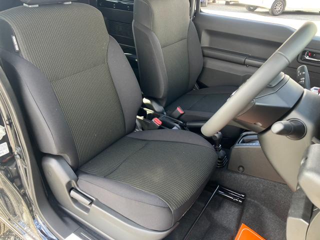 ジムニー ＸＣ　スズキセイフティサポート　禁煙車　ダウンヒルコントロール　オートクルーズ　シートヒーター　レーンアラート　オートハイビーム　ライトウォッシャー　コーナーセンサー　スペアキー有　新車保証書（11枚目）