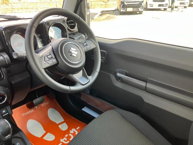 ジムニー ＸＣ　スズキセイフティサポート　禁煙車　ダウンヒルコントロール　オートクルーズ　シートヒーター　レーンアラート　オートハイビーム　ライトウォッシャー　コーナーセンサー　スペアキー有　新車保証書（19枚目）