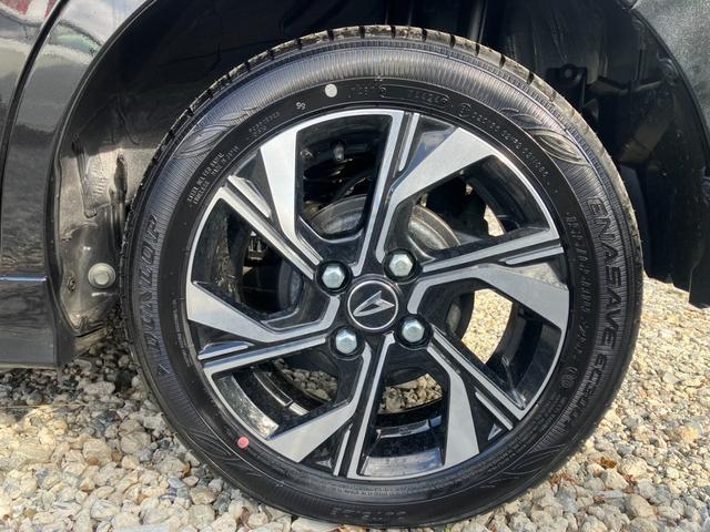 �z�C�[���ɑ傫�ȏ�������܂���B�����{�b�N�X�J�[���X�ł��B����W���ԂT�O��ȏ�W�����i���O�Q�O���j�e���[�J�[�̎Ԏ��W�����Ă��܂��B