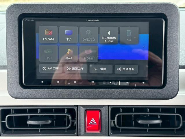 ムーヴキャンバス ストライプスＸ　両側Ｐドア　衝突被害軽減ブレーキ　メモリーナビ　フルセグ　Ｂｌｕｅｔｏｏｔｈ　ＨＤＭＩ接続　ＤＶＤ再生　ステリモ　バックカメラ　ドラレコ　アイドリングストップ　スマートキー　プッシュスタート　禁煙車（2枚目）