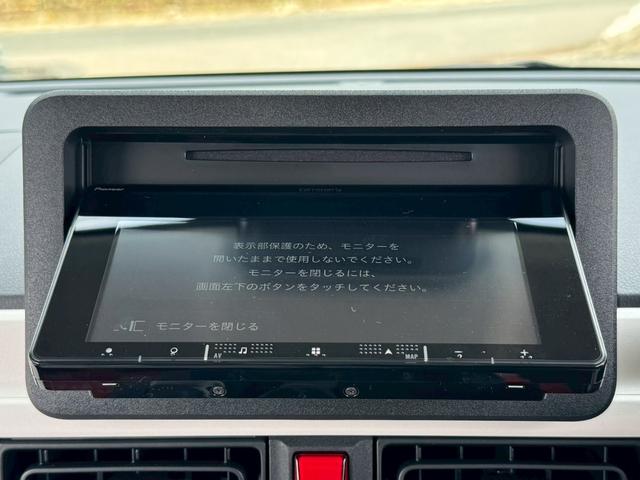 ムーヴキャンバス ストライプスＸ　両側Ｐドア　衝突被害軽減ブレーキ　メモリーナビ　フルセグ　Ｂｌｕｅｔｏｏｔｈ　ＨＤＭＩ接続　ＤＶＤ再生　ステリモ　バックカメラ　ドラレコ　アイドリングストップ　スマートキー　プッシュスタート　禁煙車（5枚目）