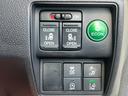 アブソルート・EXホンダセンシング 純正インターナビ フルセグ ブルートゥース 純正後席モニター バックカメラ 両側電動スライドドア レーダークルーズ レーンアラート レーンアシスト パドルシフト 運転席パワーシート 禁煙車 ETC(30枚目)