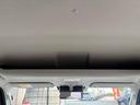 オーバーヘッドコンソール付き!!天井に大きな汚れやシミもなくきれいです!!車に乗って天井が汚れていたら気分の落ちますね。納車前には再度拭きき上げし清掃いたします
