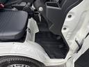 ★フロアです★自社に九州運輸局長指定工場を設けており、国産車から輸入車まで幅広く対応しております！車検工場・修理工場・板金工場完備！！クルマのことなら、何でも相談ください！！