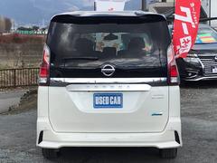 後からの一枚★外装は専任のスタッフが真心こめて丁寧に磨き上げておりますので、ピカピカに仕上がっております！又、当店でのお車をご購入のお客様はオイル交換が無料となっております！！ 6