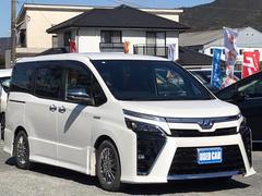 斜め前から★高速道路にて試乗走行確認済の車輌です。機関、装備動作状況は良好です。保証付き車輌も承ります。お客様のニーズにぴったりで大好評オプションです。詳しくはスタッフまでお問い合わせください！！ 3