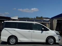横から☆当店は全国販売、納車（店頭契約）を自信もって行っております。お車を自社便もしくは提携陸送会社にてご自宅までお届けします。納車場所を教えて頂ければ陸送費及び他府県登録費用をお見積りいたします☆ 4