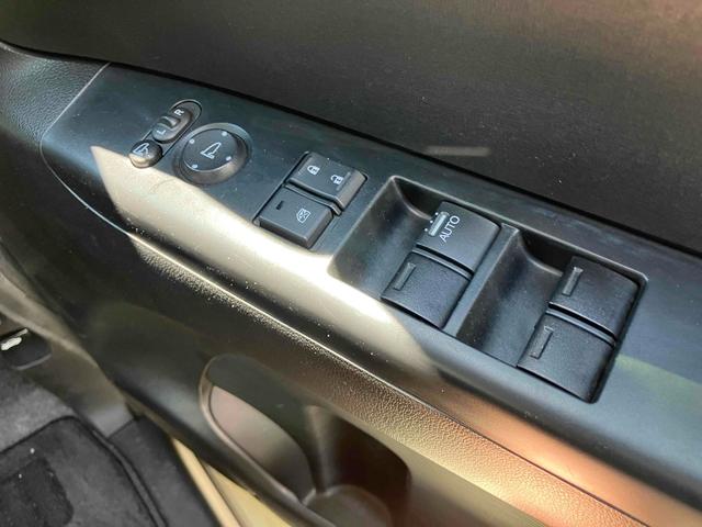 Ｎ－ＢＯＸ Ｇ　ＳＳパッケージ　ＥＴＣ　両側電動スライドドア　ナビ　ＴＶ　スマートキー　アイドリングストップ　電動格納ミラー　ＣＶＴ　盗難防止システム　ＡＢＳ　ＥＳＣ　ＣＤ　ＤＶＤ再生　ＵＳＢ　ミュージックプレイヤー接続可（39枚目）