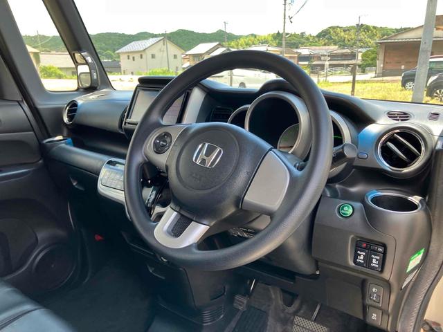 Ｎ－ＢＯＸ Ｇ　ＳＳパッケージ　ＥＴＣ　両側電動スライドドア　ナビ　ＴＶ　スマートキー　アイドリングストップ　電動格納ミラー　ＣＶＴ　盗難防止システム　ＡＢＳ　ＥＳＣ　ＣＤ　ＤＶＤ再生　ＵＳＢ　ミュージックプレイヤー接続可（44枚目）