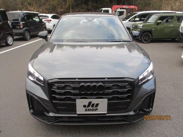 Ｑ２ 　Ｓライン　ワンオーナー車　禁煙車　社外デジタルインナーミラー　パドルシフト　前後ドライブレコーダー　ＥＴＣ２．０　パワーバックドア　フルセグＴＶ　ＣＤ，ＤＶＤ　シートヒーター（3枚目）