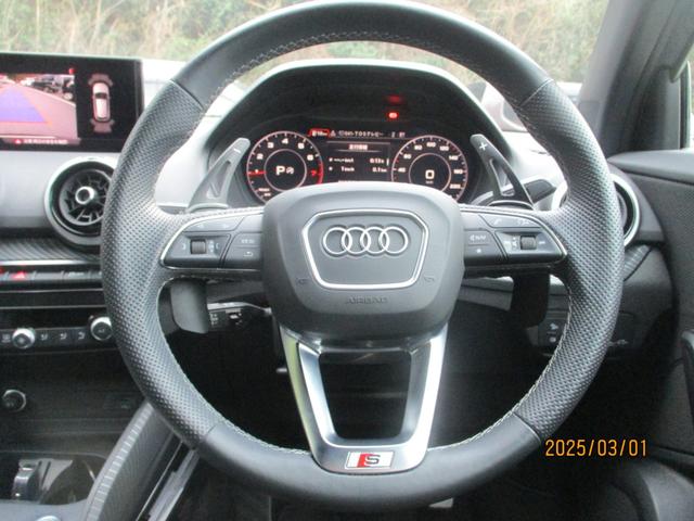 Ｑ２ 　Ｓライン　ワンオーナー車　禁煙車　社外デジタルインナーミラー　パドルシフト　前後ドライブレコーダー　ＥＴＣ２．０　パワーバックドア　フルセグＴＶ　ＣＤ，ＤＶＤ　シートヒーター（25枚目）