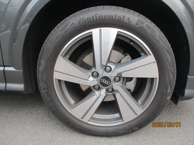 Ｑ２ 　Ｓライン　ワンオーナー車　禁煙車　社外デジタルインナーミラー　パドルシフト　前後ドライブレコーダー　ＥＴＣ２．０　パワーバックドア　フルセグＴＶ　ＣＤ，ＤＶＤ　シートヒーター（29枚目）