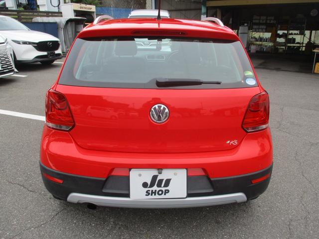 ポロ クロスポロ　クロスポロ（５名）　禁煙車　前後ドライブレコーダー　社外７インチナビ　フルセグＴＶ　バックカメラ（5枚目）