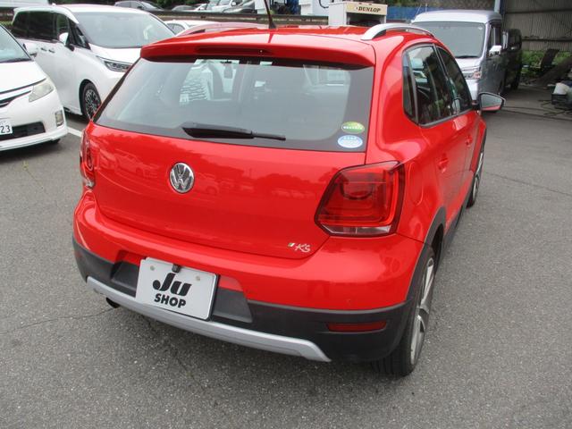 ポロ クロスポロ　クロスポロ（５名）　禁煙車　前後ドライブレコーダー　社外７インチナビ　フルセグＴＶ　バックカメラ（6枚目）