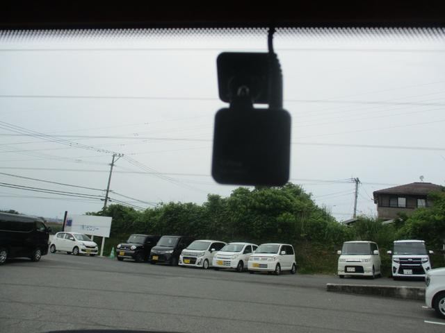 ポロ クロスポロ　クロスポロ（５名）　禁煙車　前後ドライブレコーダー　社外７インチナビ　フルセグＴＶ　バックカメラ（12枚目）