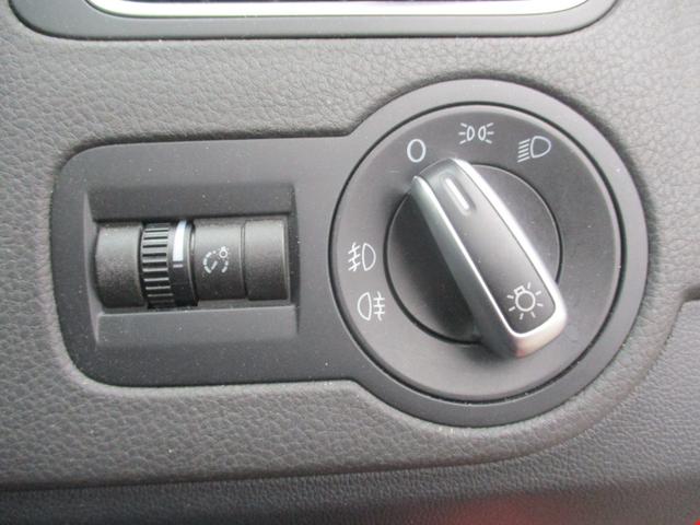 ポロ クロスポロ　クロスポロ（５名）　禁煙車　前後ドライブレコーダー　社外７インチナビ　フルセグＴＶ　バックカメラ（13枚目）