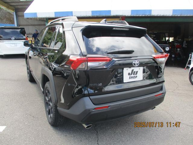 ＲＡＶ４ アドベンチャー　オフロードパッケージＩＩ　ワンオーナー車　純正ナビ　全方位カメラ　フルセグＴＶ　ＥＴＣ　パワーバックドア　ステアリングヒーター　オートハイビーム　シートヒーター　シートクーラー　デジタルインナーミラー　ドライブレコーダー（8枚目）