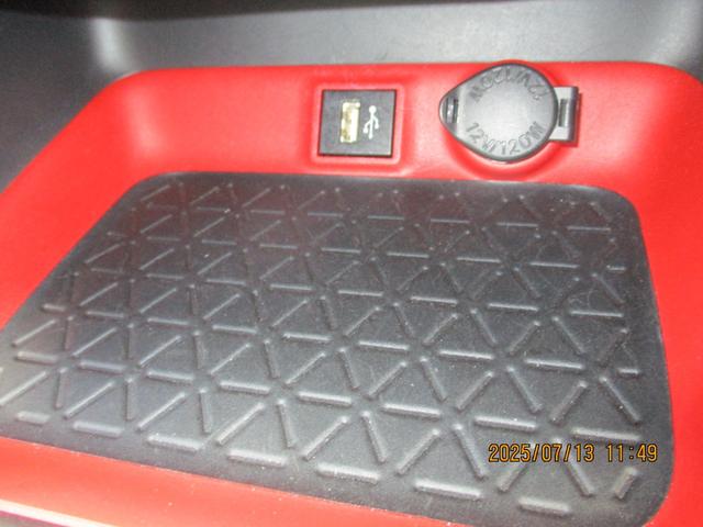 ＲＡＶ４ アドベンチャー　オフロードパッケージＩＩ　ワンオーナー車　純正ナビ　全方位カメラ　フルセグＴＶ　ＥＴＣ　パワーバックドア　ステアリングヒーター　オートハイビーム　シートヒーター　シートクーラー　デジタルインナーミラー　ドライブレコーダー（18枚目）